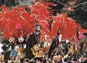 滋賀県近江八幡市・左義長まつり