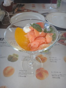 作例1 コンデジ広角側