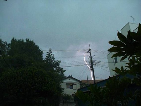 雷