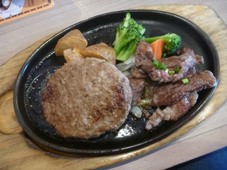 超お化けキュウリ