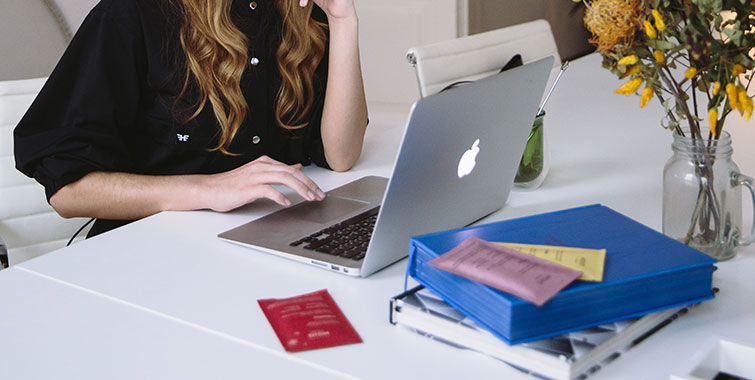 カメラのキタムラ アップル修理サービス MacBookのイメージ