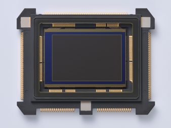 人物の肌や空のグラデーションも、背景ボケも美しく描写。ニコンDXフォーマットCMOSセンサー