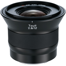 製品写真：カールツァイス Touit 2.8/12 E-mount