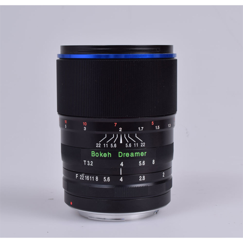 製品写真：LAOWA 105mm F2 Bokeh Dreamer キヤノンEFマウント